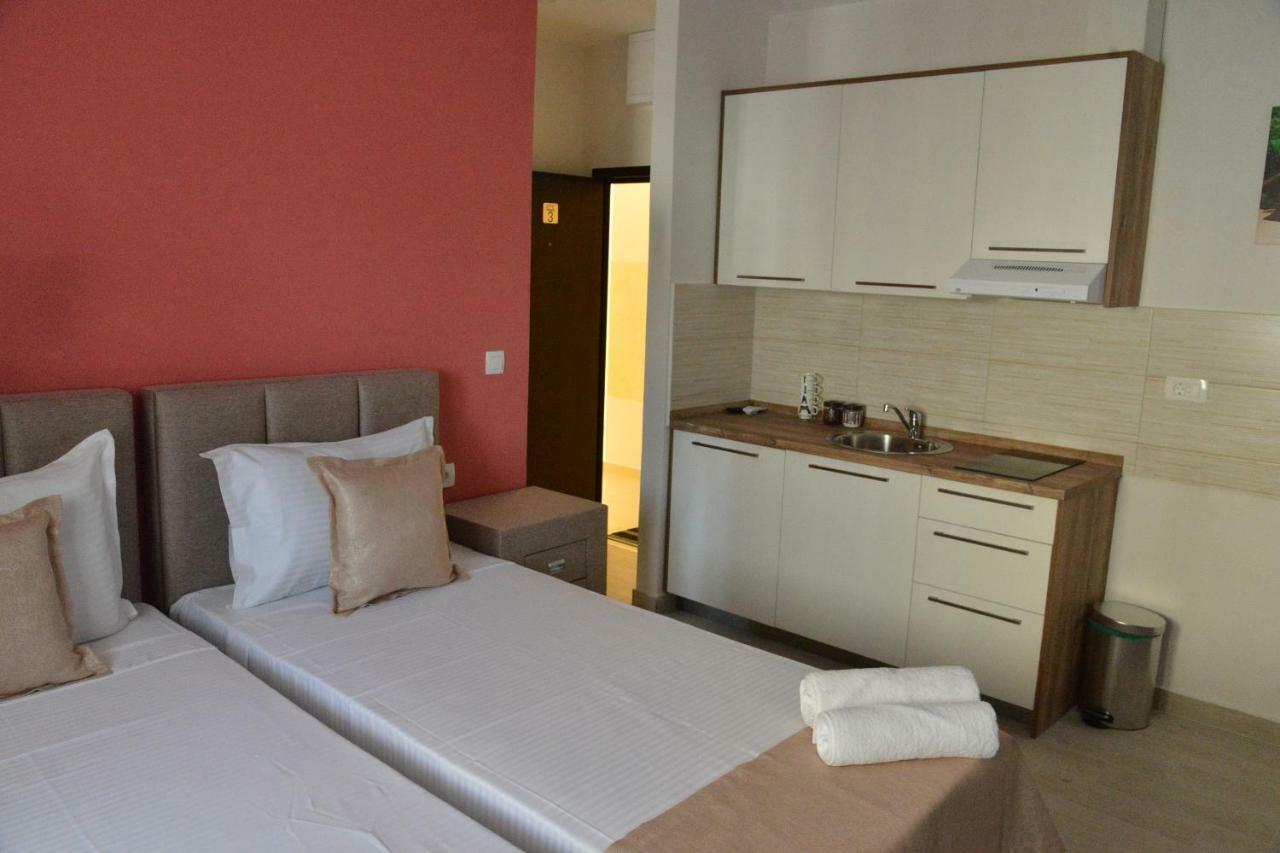 Helada Apartments Тиват Екстер'єр фото